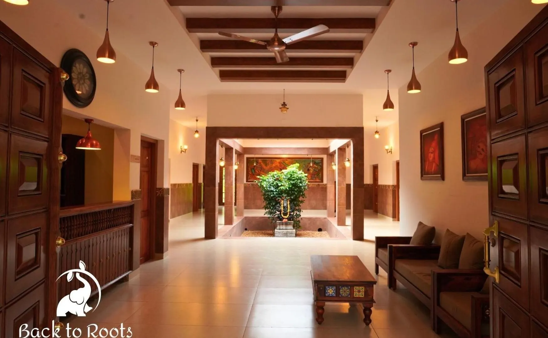 Resort Back To Roots Ayurveda Retreat Hotel Kizhake Chālakudi